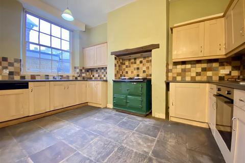 4 bedroom semi-detached house for sale - 5 Broomgrove Crescent, Sheffield, S10 2LQ