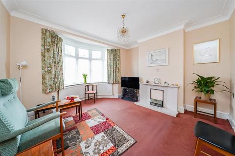 3 bedroom semi-detached house for sale, Woodberry Way, London E4