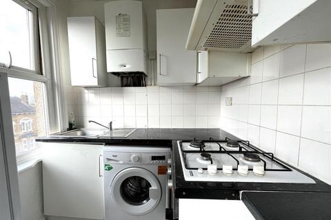 1 bedroom flat to rent, Clyde Road, Croydon