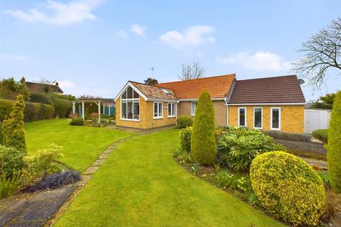 3 bedroom detached bungalow for sale, Paynes Pitch, Churchdown, Gloucester