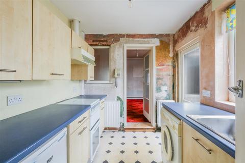 13 Albert Road, Merstham, Redhill, RH1 3LU