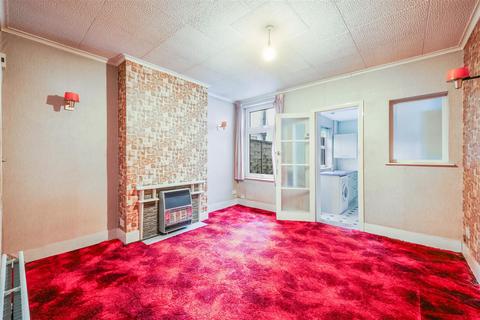 13 Albert Road, Merstham, Redhill, RH1 3LU