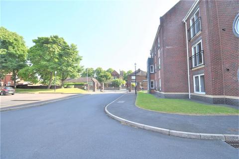 2 bedroom apartment to rent, Scholars Court, Penkhull