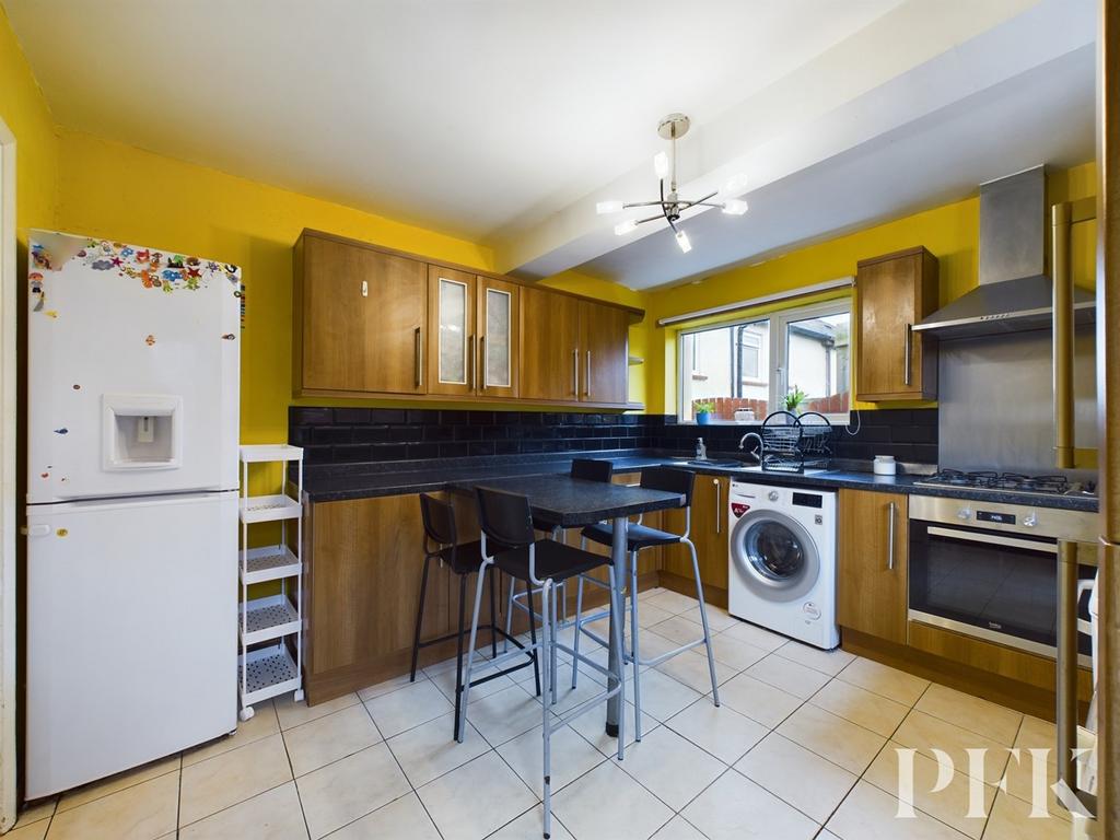 Castle Drive, Penrith CA11 3 bed semidetached house for sale £180,000