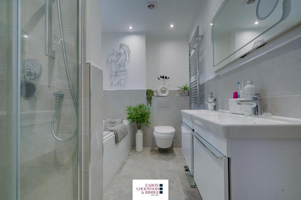 Bedroom 1- Ensuite.