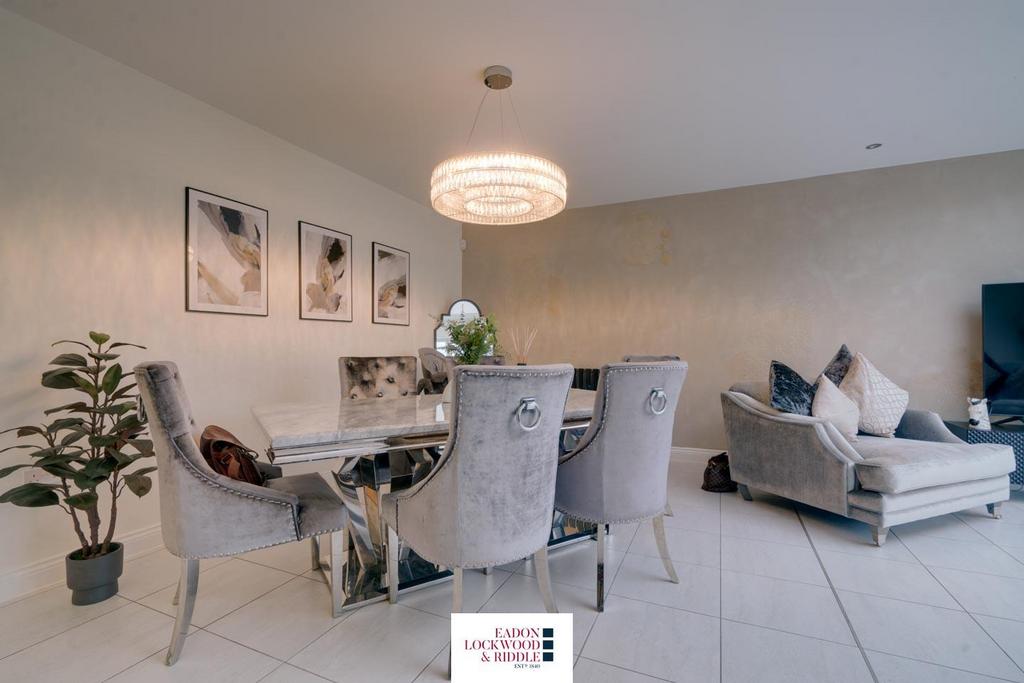 Diner Sitting Room