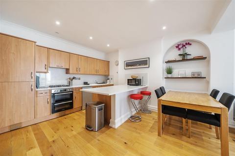 2 bedroom flat for sale, Garden Apartment, Willoughby Road, Hampstead Village, NW3