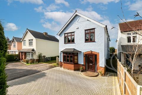 3 bedroom detached house for sale, Straight Road, Colchester