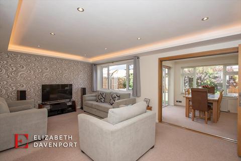 4 bedroom detached house for sale, Townesend Close, Warwick