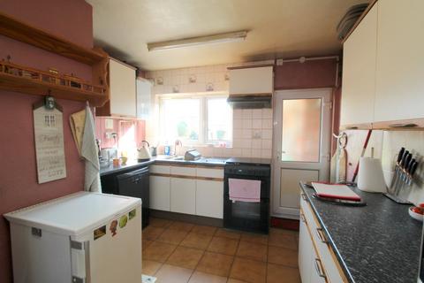 30 Exeter Road, Feltham, TW13 5NX