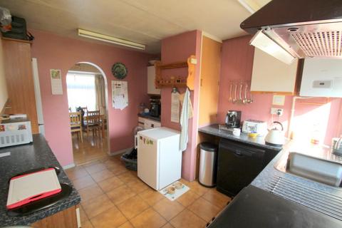 30 Exeter Road, Feltham, TW13 5NX