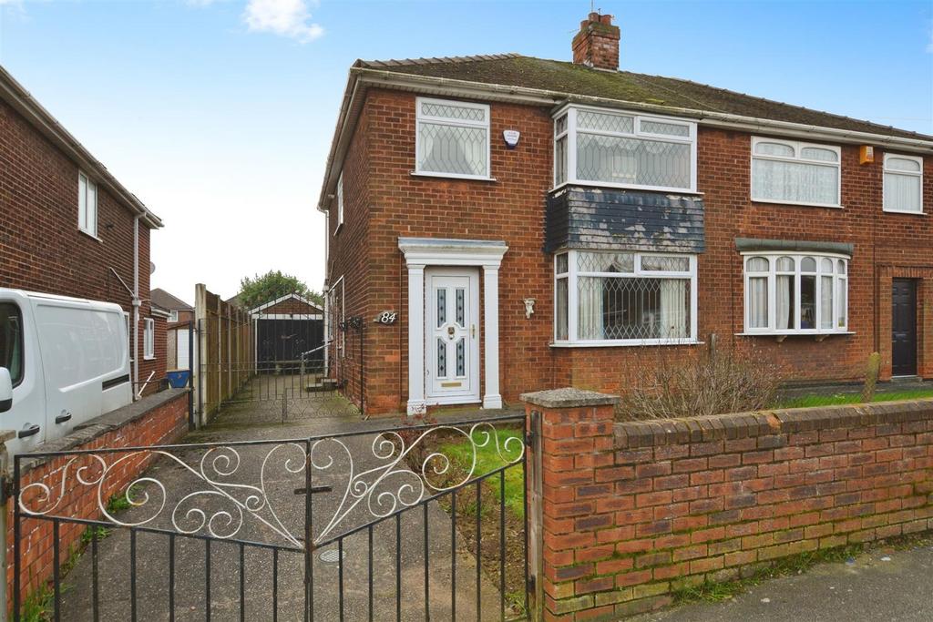 Rochdale Road, Scunthorpe 3 bed semidetached house for sale £155,000