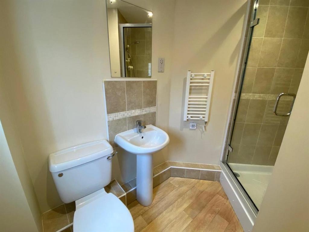 En-Suite (1).jpg