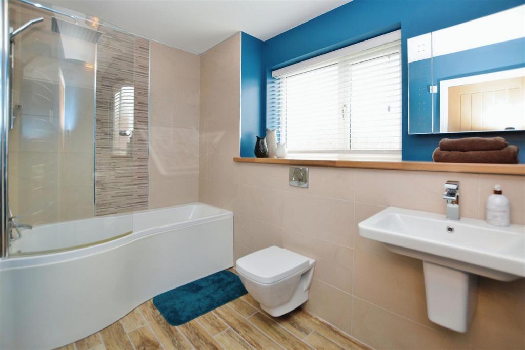 Family bathroom