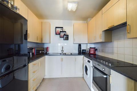 1 bedroom apartment for sale, Commonwealth Drive, Crawley