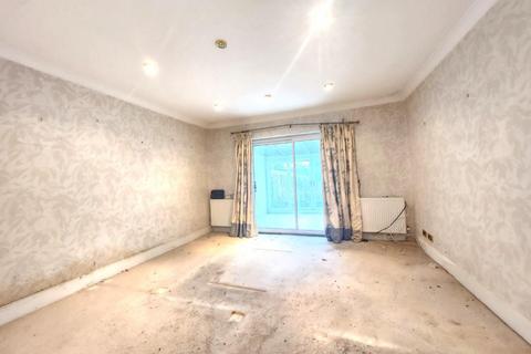 4 bedroom detached house for sale, Barkham Road, Wokingham