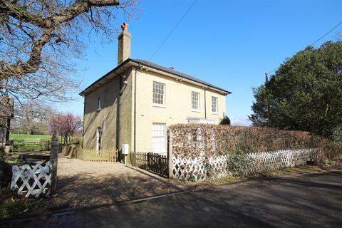 4 bedroom detached house to rent, Ashlett Creek, Fawley