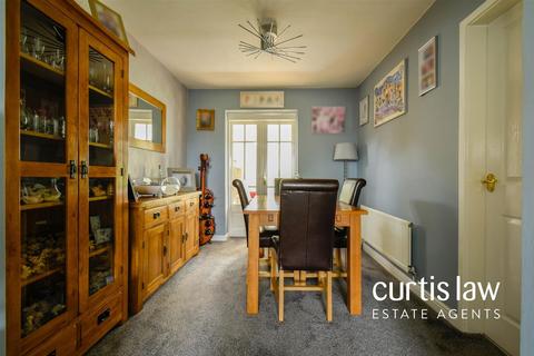 21 Arbour Drive, Blackburn, BB2 4LF