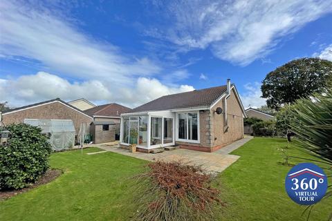 2 bedroom detached bungalow for sale, Rhododendron Avenue, Honiton