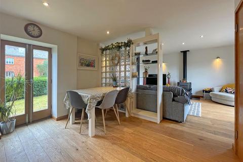 3 bedroom end of terrace house for sale, Rewe Barton, Exeter