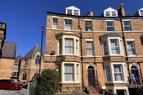 2 bedroom property to rent - Albermarle Crescent , Scarborough
