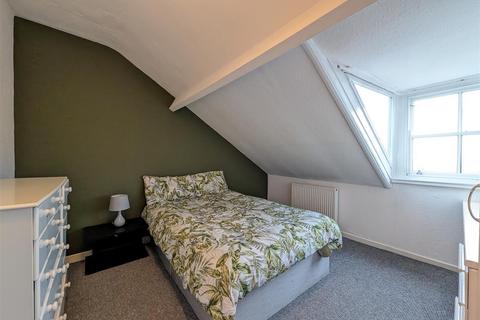2 bedroom property to rent - Albermarle Crescent , Scarborough