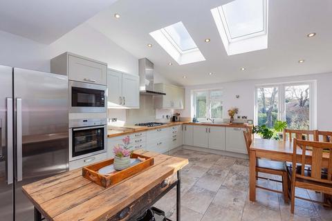 20 Middlegreen Road, Slough, SL3 7BN