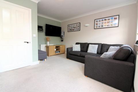 3 Three Tuns Close, Arlesey, SG15 6AG
