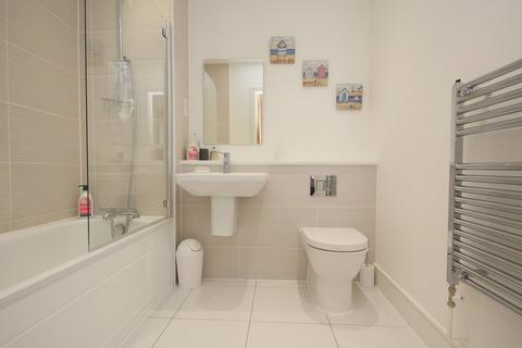 18 Adams Close, Poole, BH15 4FF