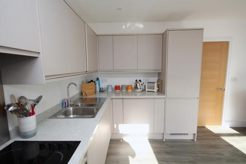 18 Adams Close, Poole, BH15 4FF
