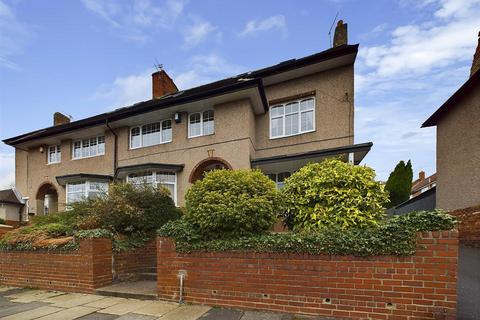 5 bedroom semi-detached house for sale, Alverstone Avenue, Gateshead NE9