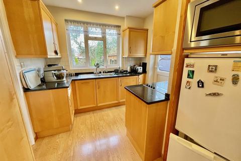 3 bedroom semi-detached house for sale, The Shrublands, Potters Bar EN6