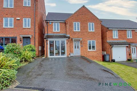 4 bedroom detached house for sale, East Street, Chesterfield S44
