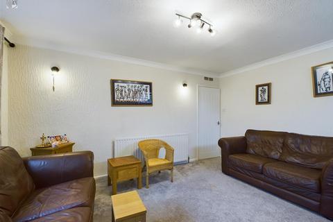 2 bedroom apartment for sale, Levens Close, Kendal LA9