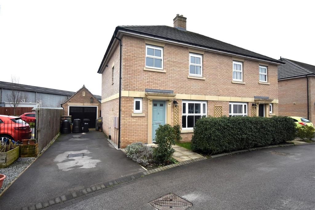 Miller Road, York, YO30 6QH 3 bed semidetached house £375,000