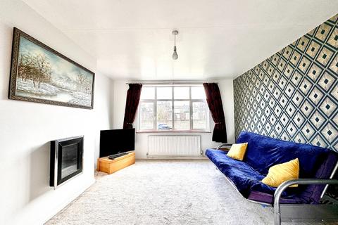 3 bedroom maisonette for sale, Shrewsbury Lane, Shooters Hill, London, SE18 3JJ