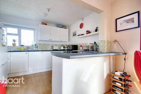 42 Aubries, Walkern, Stevenage, SG2 7NJ