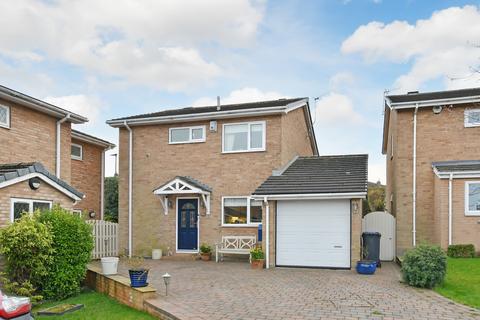 7 Everard Glade, Sheffield, S17 4NG