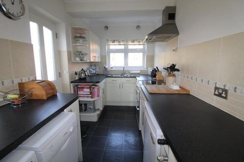 3 bedroom semi-detached house for sale, Pine View Road, Ipswich, IP1