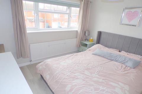 10 Ampfield Road, Bournemouth, BH8 0ET