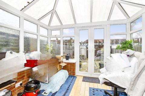 3 bedroom terraced house for sale - Claymore Close, Morden, Surrey
