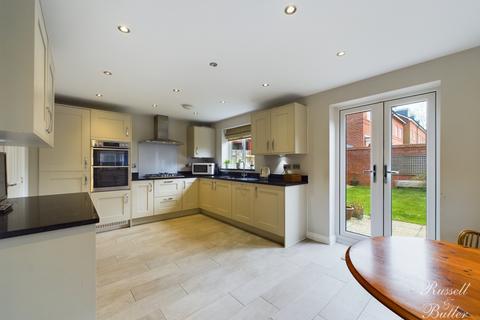 4 bedroom detached house for sale, Foundry Drive, Buckingham