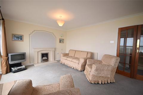 3 bedroom link detached house for sale, Plas Edwards, Tywyn, Gwynedd, LL36