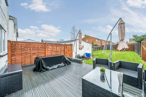 5 Copthall Way, New Haw, Addlestone, KT15 3TX