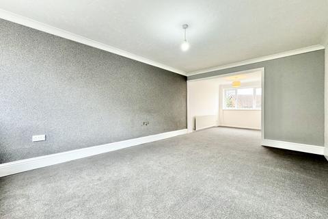 42 Broad Lane Close, Leeds, LS13 2UD