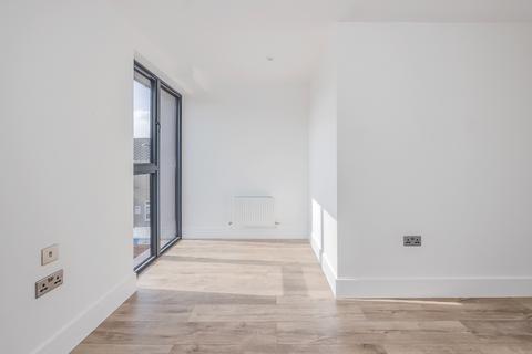 1 bedroom apartment to rent - Crownfield Road, London, E15