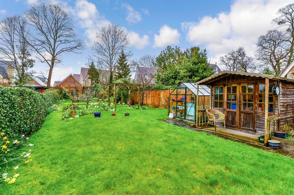 Wheelers Lane, Linton, Maidstone, Kent 3 bed semidetached house for