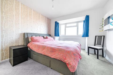 5 bedroom semi-detached house for sale, Addlestone, Surrey KT15