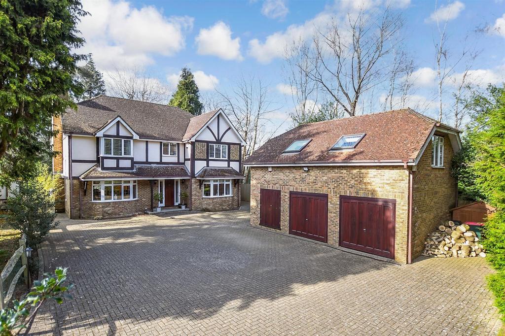 Old Brighton Road, Pease Pottage... 4 bed detached house for sale £