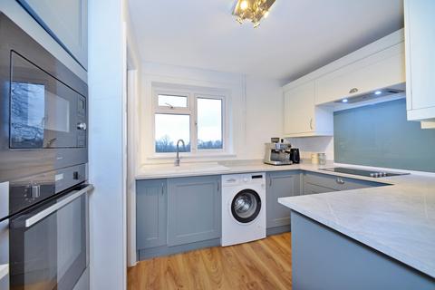 1 bedroom flat for sale, Dye House Road, Godalming GU8